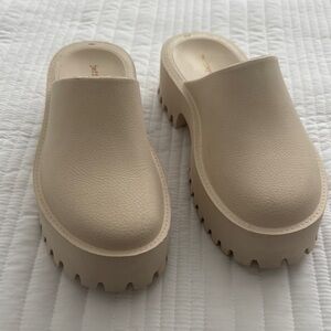 Jeffrey Campbell Cream Chunky Sole Mules
